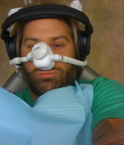 J-Mo Hitting The Nitrous Hitten the nitrous oxide at the dentist